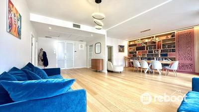 Appartement - 150 m² - 6 pièces