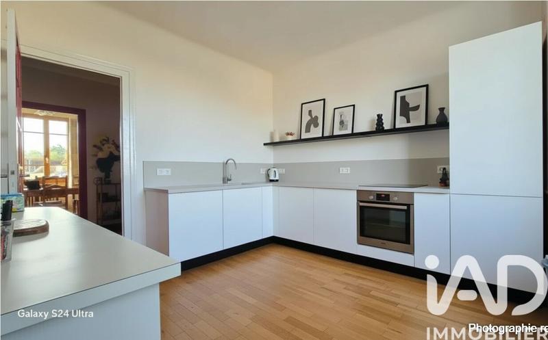 Maison - 295 m² - 10 pièces
