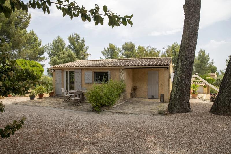 Villa - 246 m² - 7 pièces