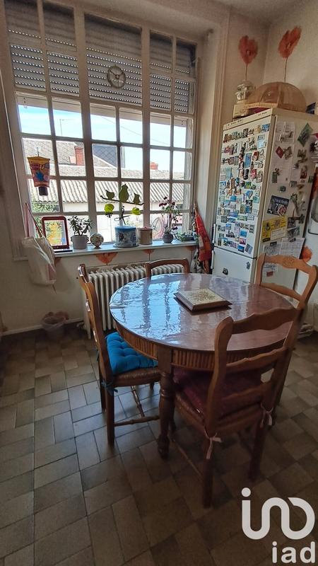 Maison - 197 m² - 10 pièces