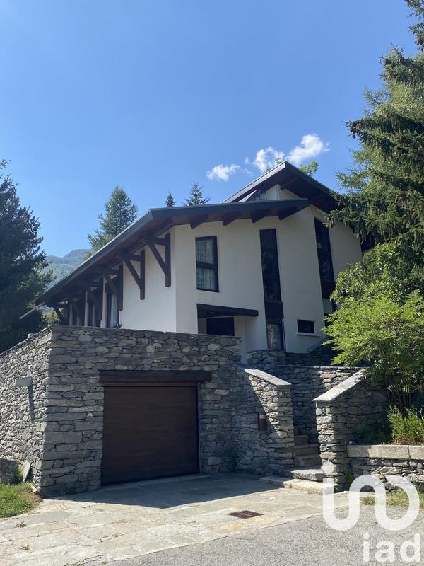 Maison - 142 m² - 6 pièces