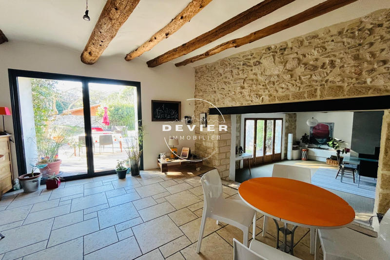 Maison - 307 m² - 7 pièces