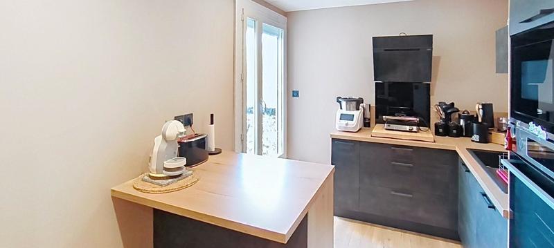 Appartement - 84 m² - 4 pièces