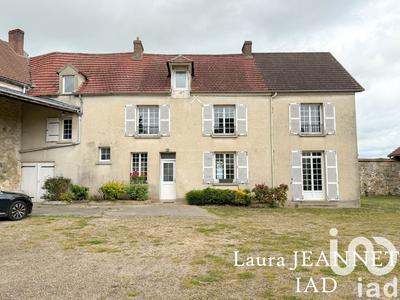 Maison - 228 m² - 8 pièces