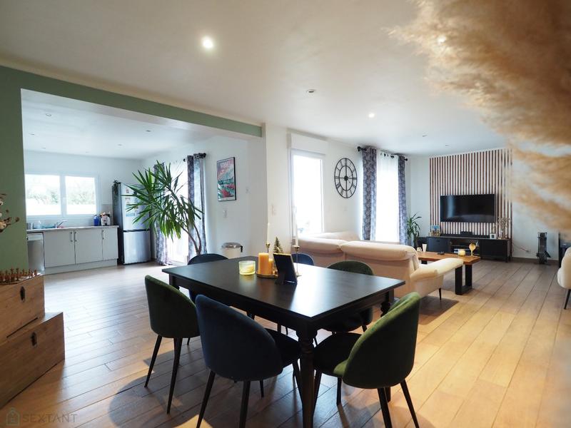 Maison - 136 m² - 5 pièces