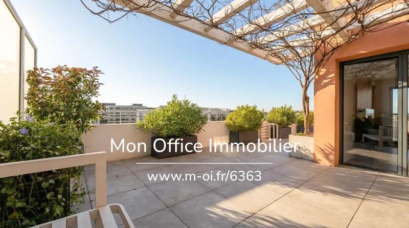 Appartement - 85 m² - 4 pièces