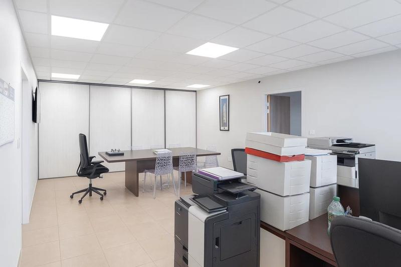 Magasins - 62 m² - 3 pièces