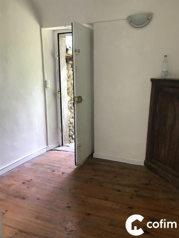 Appartement - 67 m² - 2 pièces