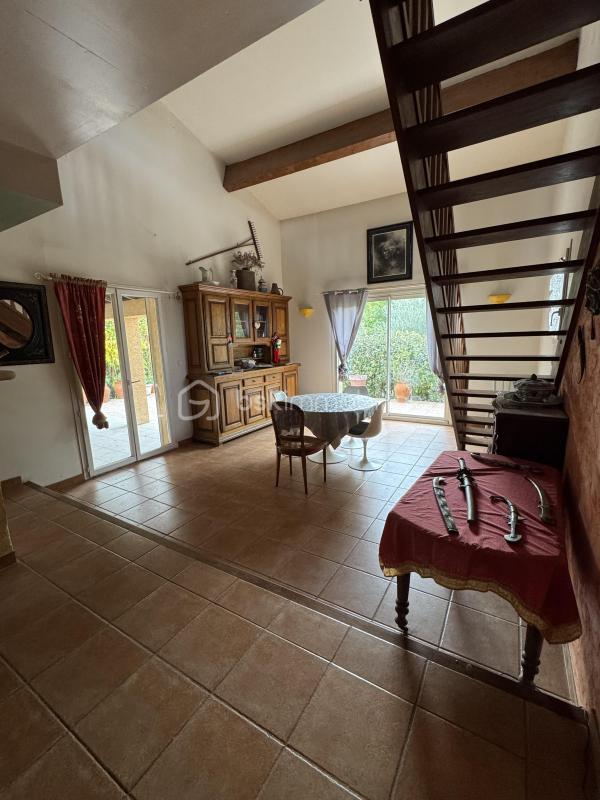 Maison - 153 m² - 5 pièces