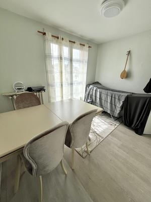 Appartement - 76 m² - 4 pièces