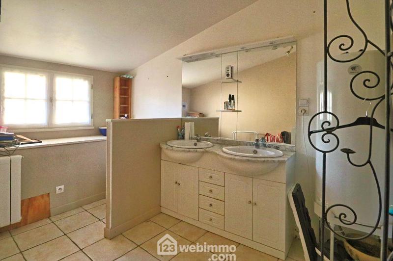 Maison de ville - 185 m² - 7 pièces