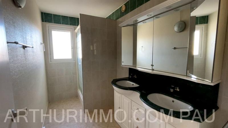 Appartement - 88 m² - 4 pièces