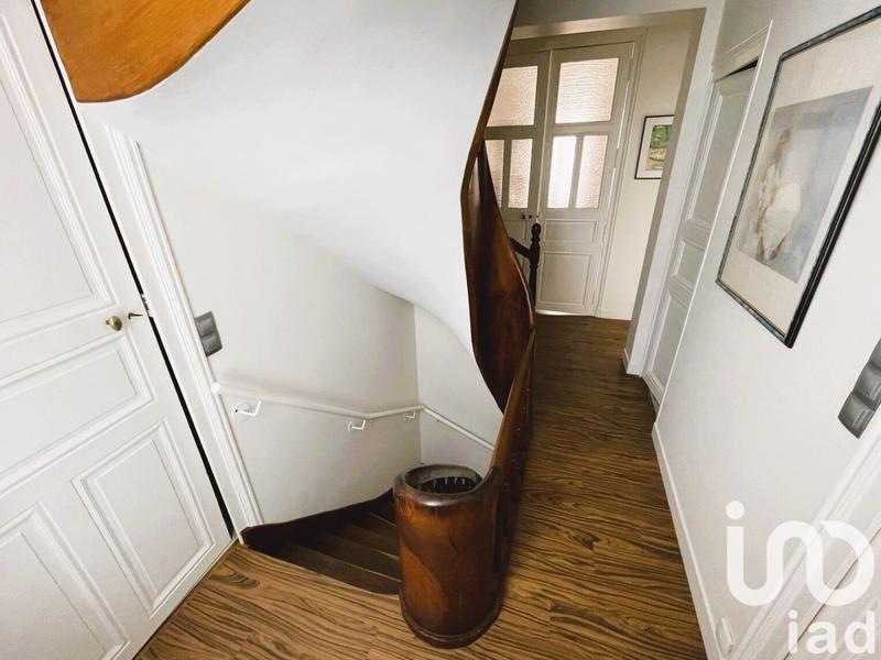 Maison - 192 m² - 7 pièces