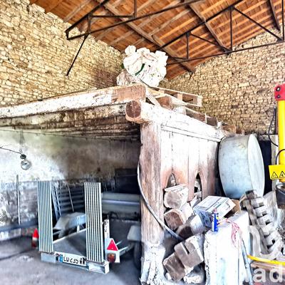 Ferme - 170 m² - 1 pièce