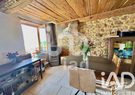 Maison de village - 85 m² - 4 pièces