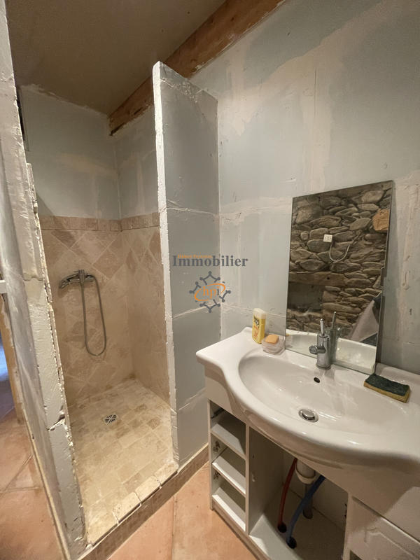 Maison - 80 m² - 2 pièces