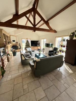 Maison - 200 m² - 8 pièces