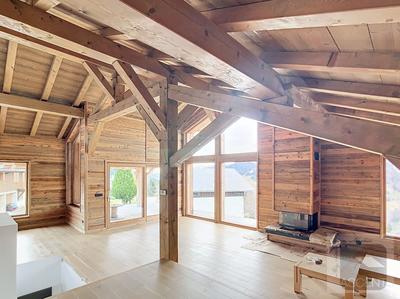 Châlet - 215 m² - 7 pièces