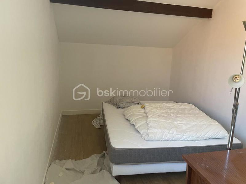 Propriété - 700 m² - 26 pièces