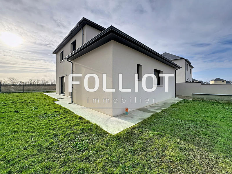 Maison - 147 m² - 6 pièces