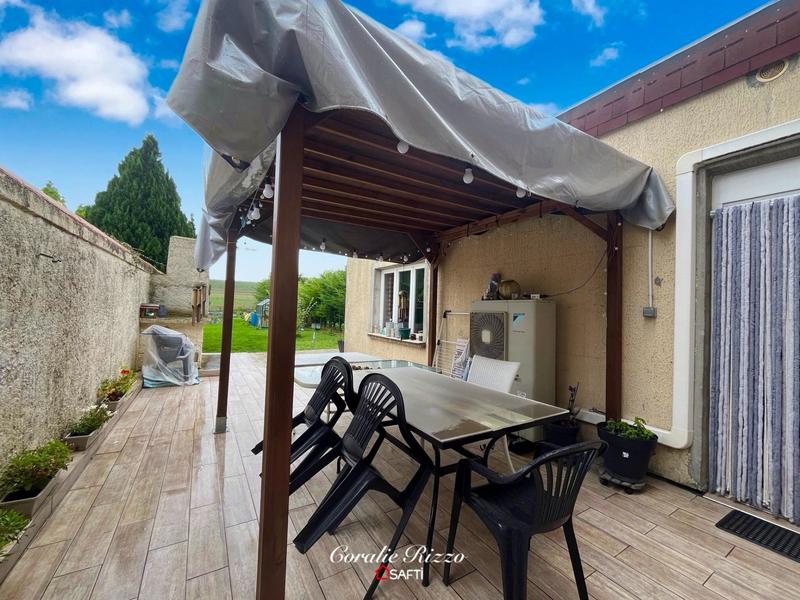 Appartement - 95 m² - 3 pièces