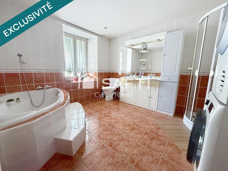 Maison - 120 m² - 4 pièces