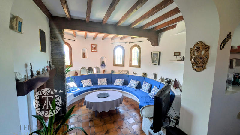 Villa - 212 m² - 8 pièces