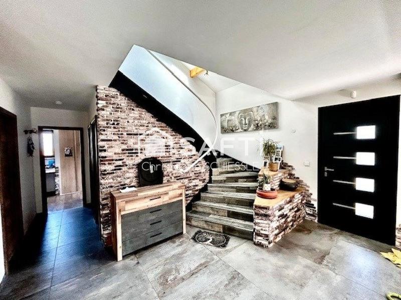 Maison - 168 m² - 7 pièces