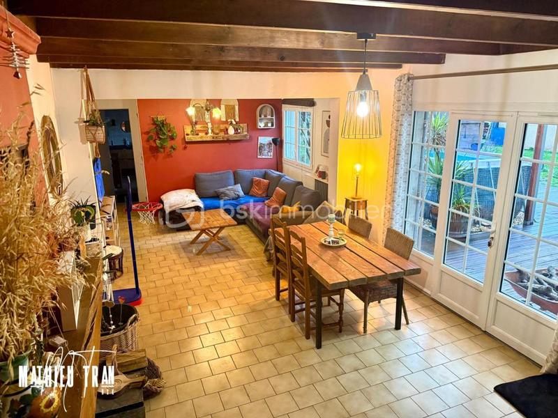 Maison - 157 m² - 5 pièces