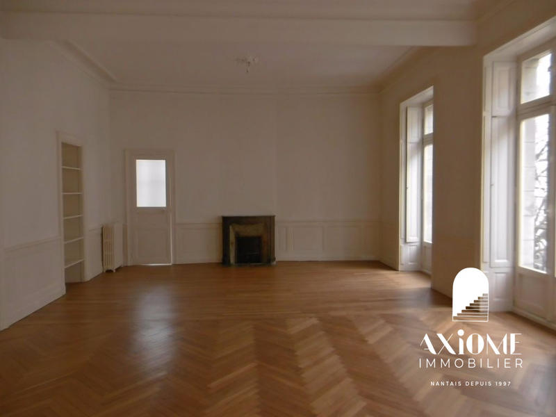 Appartement - 130 m² - 5 pièces