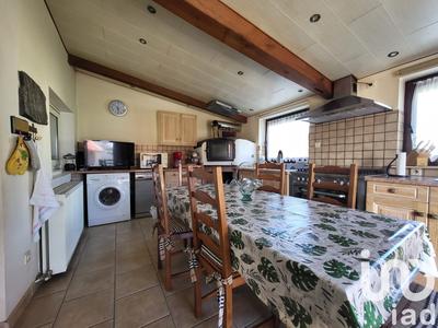 Maison - 121 m² - 5 pièces