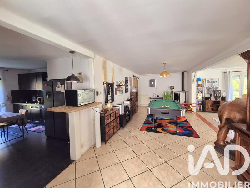 Maison - 180 m² - 5 pièces