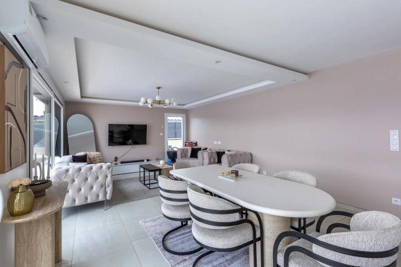 Maison - 142 m² - 6 pièces