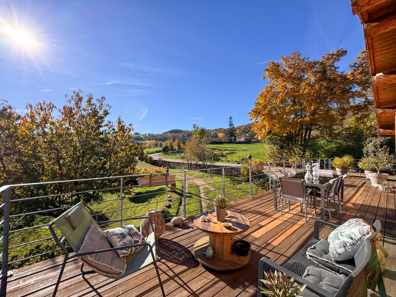 Propriété - 154 m² - 8 pièces