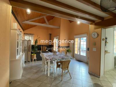 Maison - 123 m² - 5 pièces