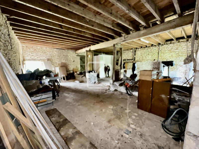 Maison - 128 m² - 9 pièces