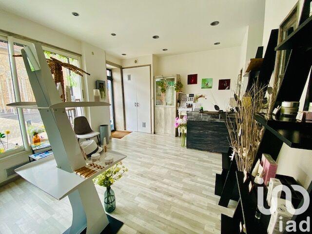 Immeuble - 164 m² - 6 pièces