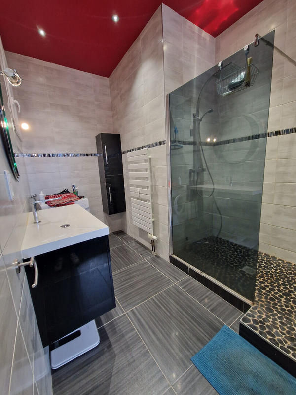 Appartement - 71 m² - 2 pièces