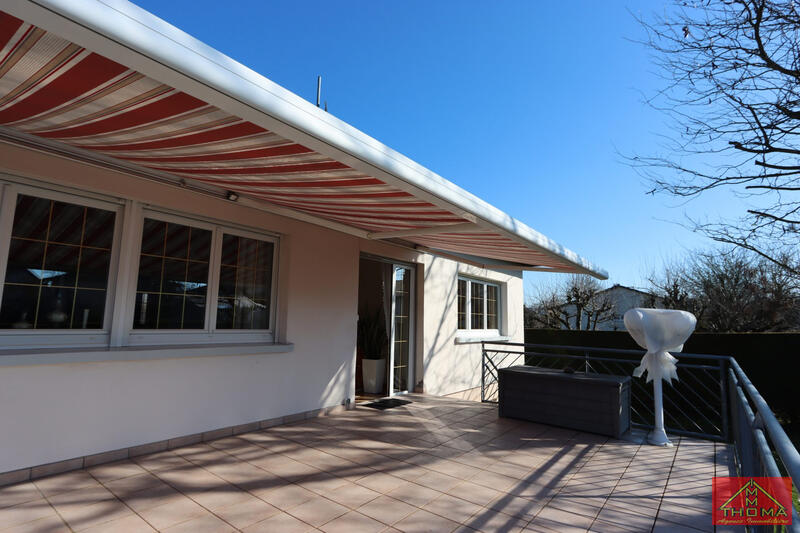 Maison - 93 m² - 4 pièces