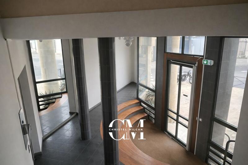 Appartement - 90 m² - 4 pièces