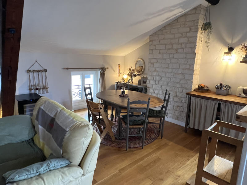 Appartement - 100 m² - 4 pièces