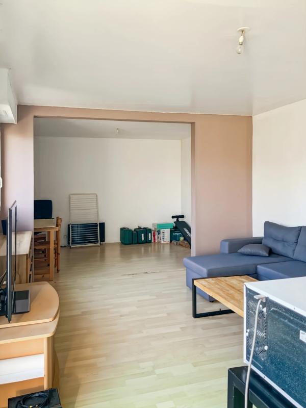 Appartement - 82 m² - 3 pièces