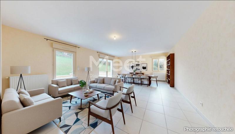 Maison - 220 m² - 6 pièces