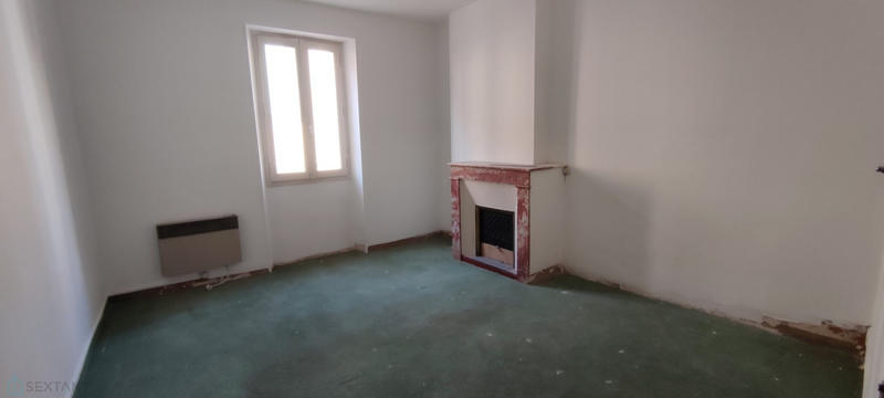 Maison - 94 m² - 7 pièces