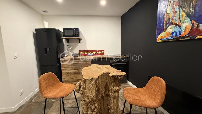 Atelier d'activités - 166 m² - 5 pièces