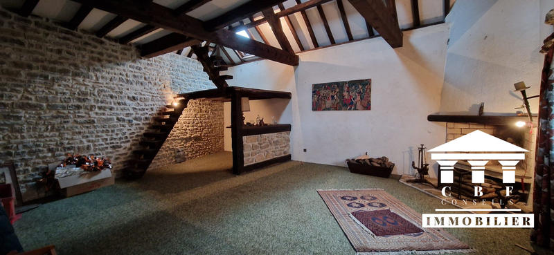 Maison ancienne - 144 m² - 3 pièces
