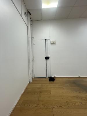 Magasins - 48 m² - 1 pièce