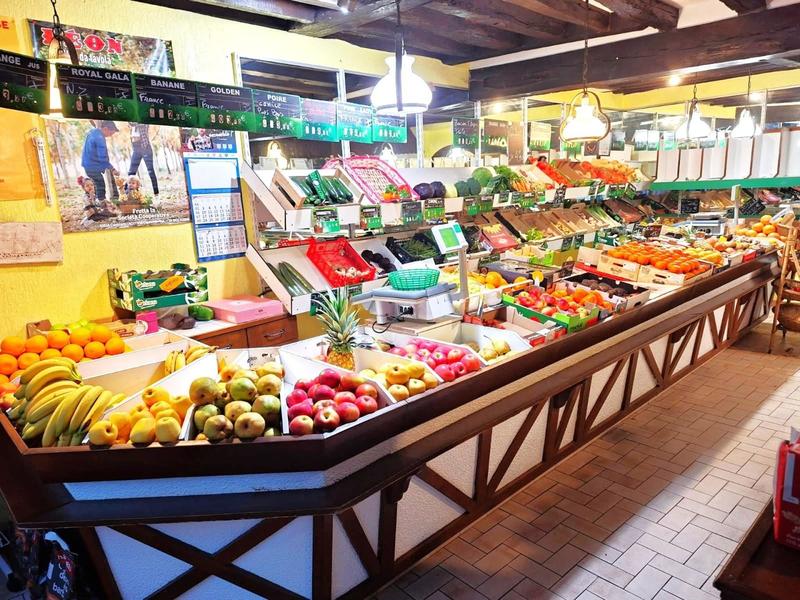 Local commercial - 165 m² - 8 pièces