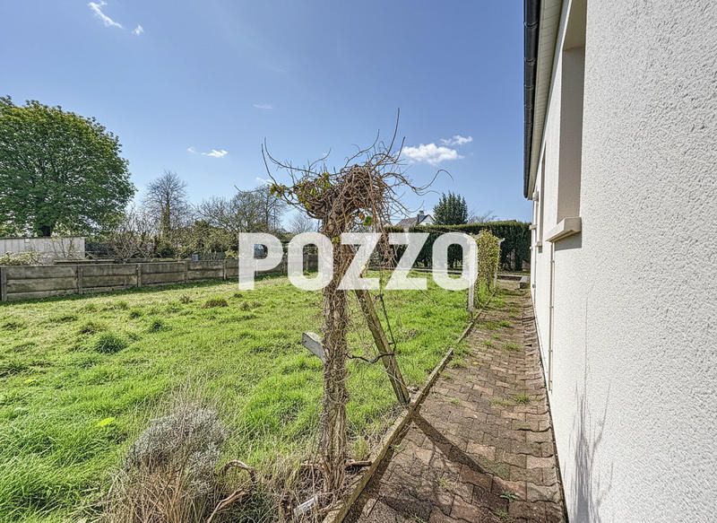 Maison - 99 m² - 5 pièces