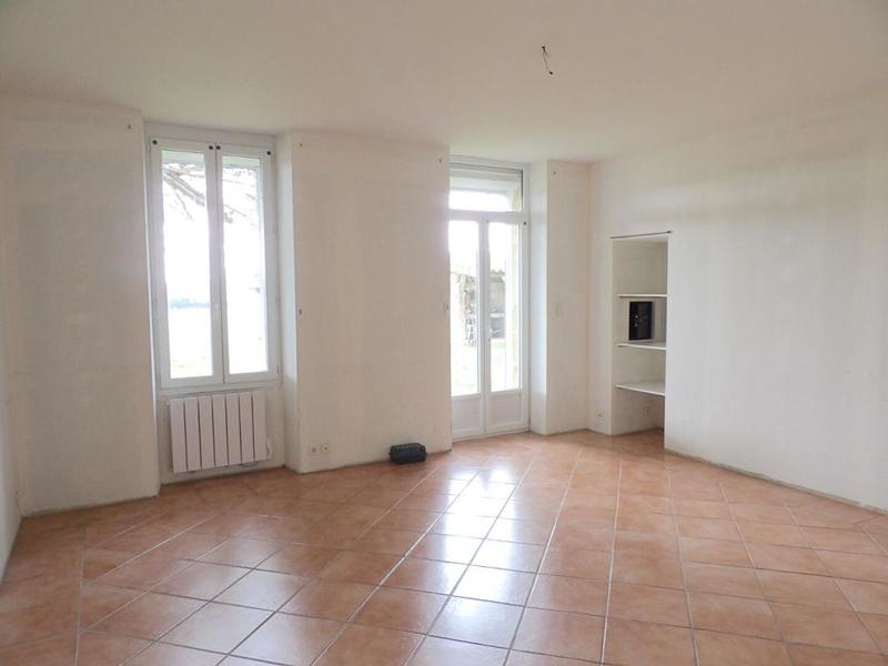 Maison - 252 m² - 11 pièces